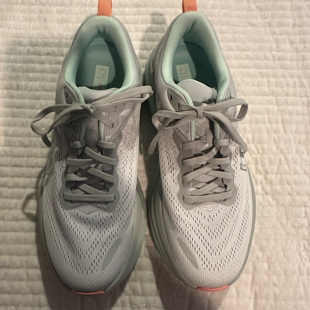 Womens Hoka Bondi 8 running shoes. Size 8.5.